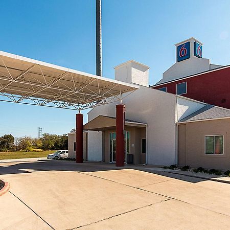Motel 6-San Antonio, Tx - Downtown - Alamo Dome Экстерьер фото